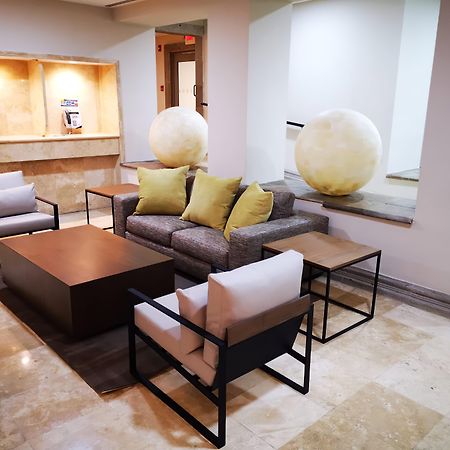 Holiday Inn Reynosa Zona Dorada Zewnętrze zdjęcie