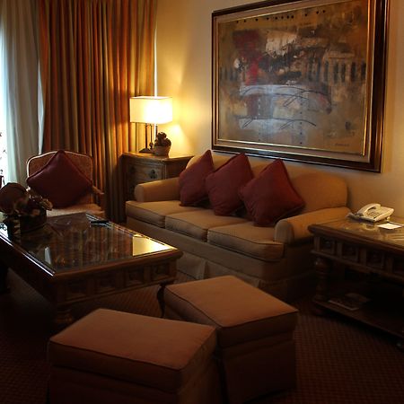 Holiday Inn Reynosa Zona Dorada Zewnętrze zdjęcie