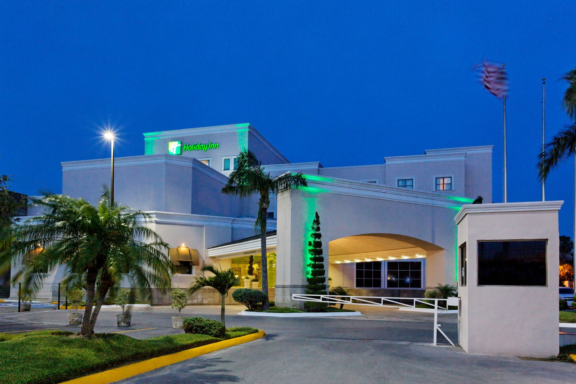 Holiday Inn Reynosa Zona Dorada Zewnętrze zdjęcie